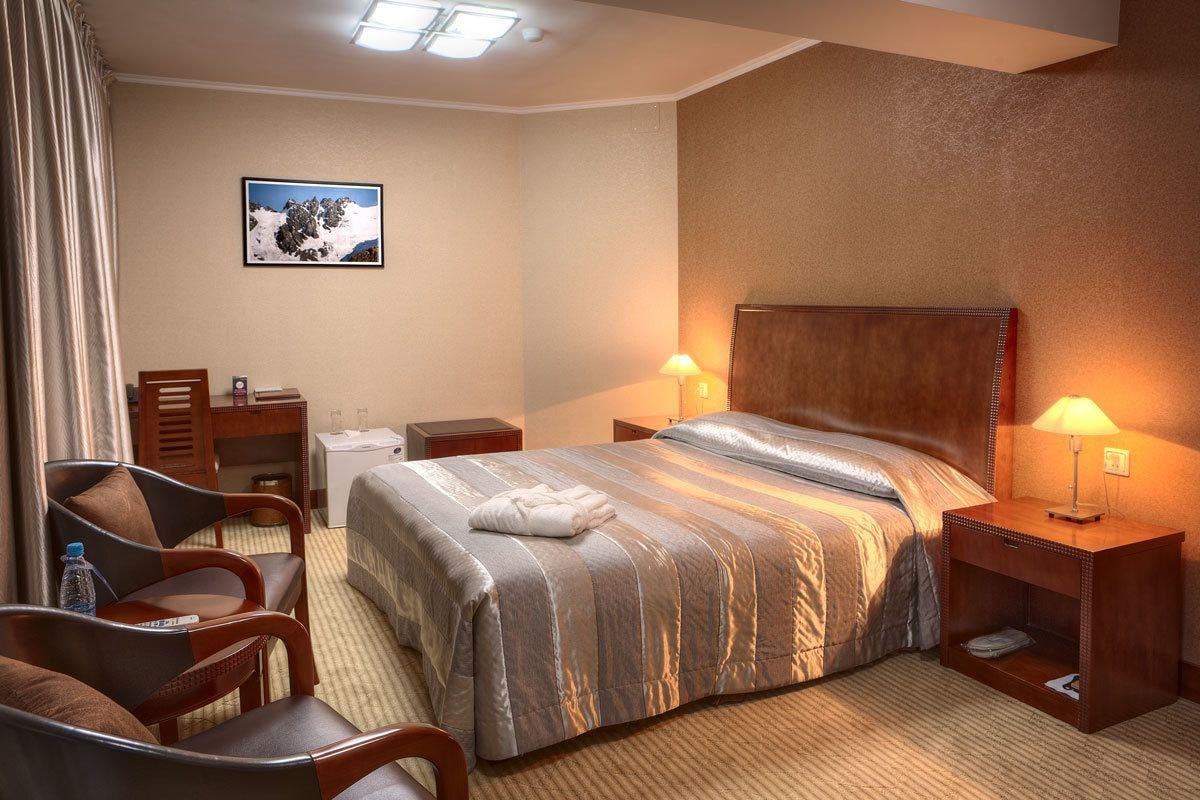 אלמטי Voyage Hotel מראה חיצוני תמונה