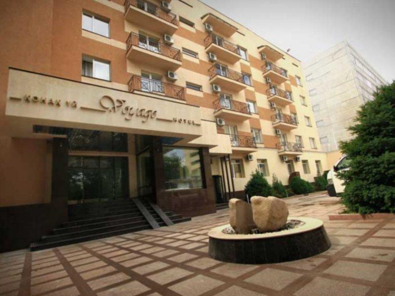 אלמטי Voyage Hotel מראה חיצוני תמונה